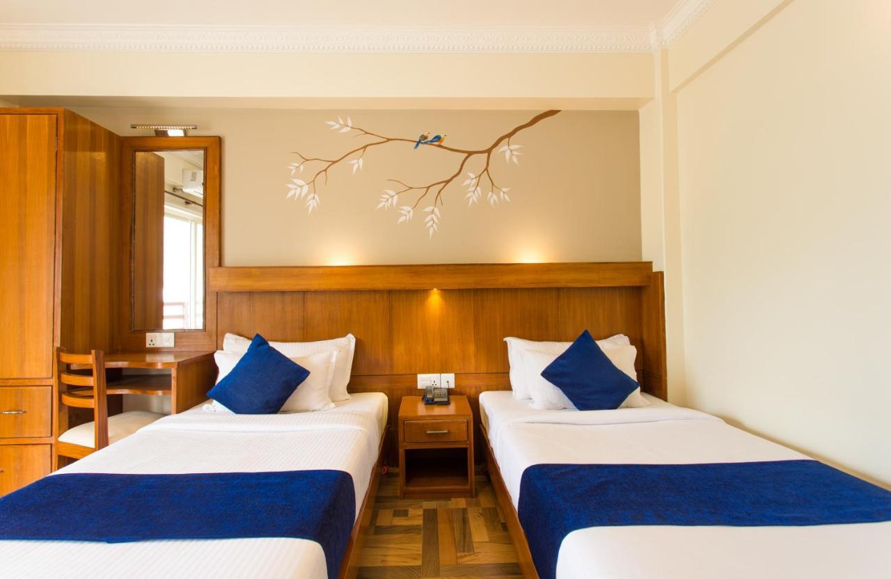 Hotel White Pearl Pokhara Exterior foto