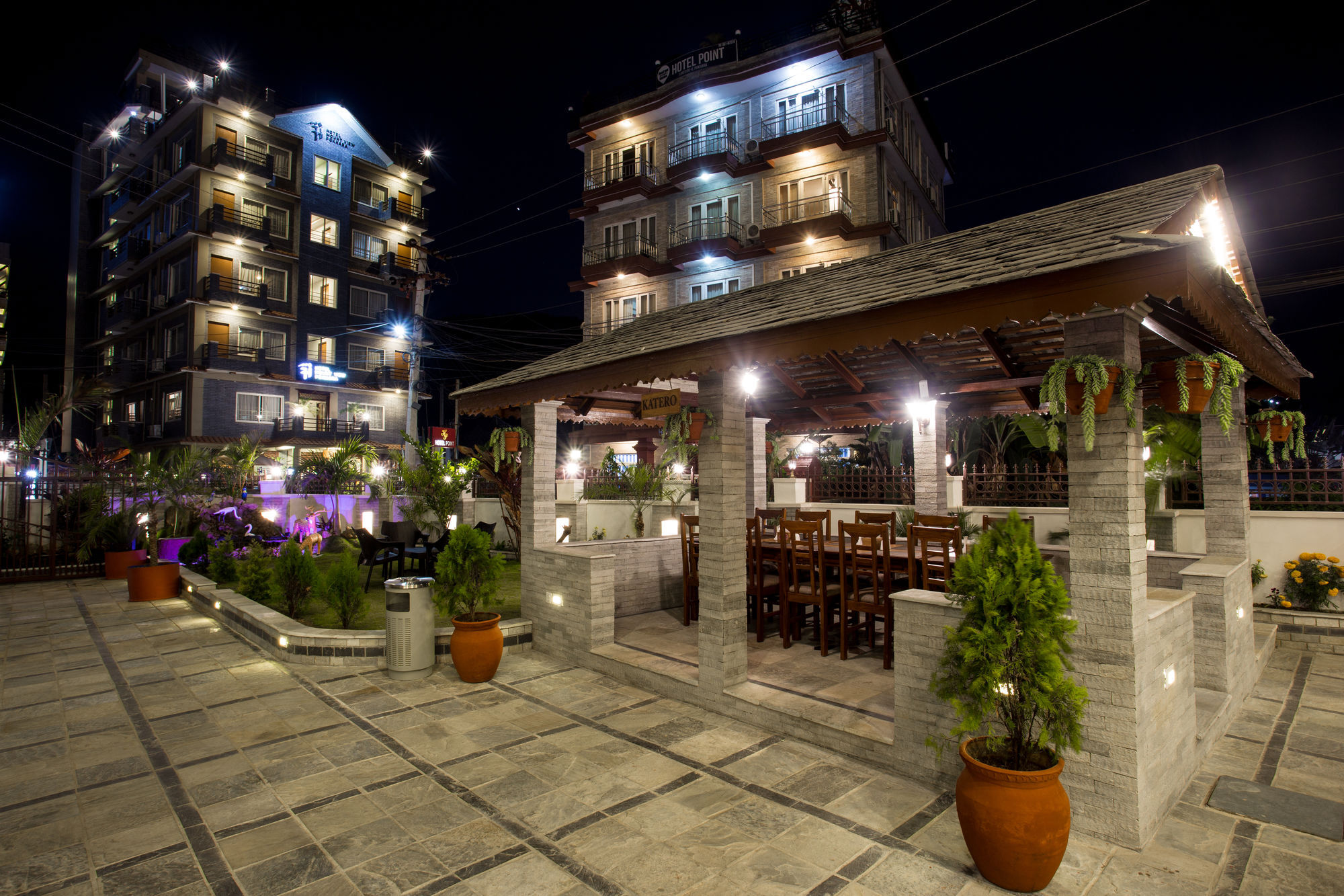 Hotel White Pearl Pokhara Exterior foto